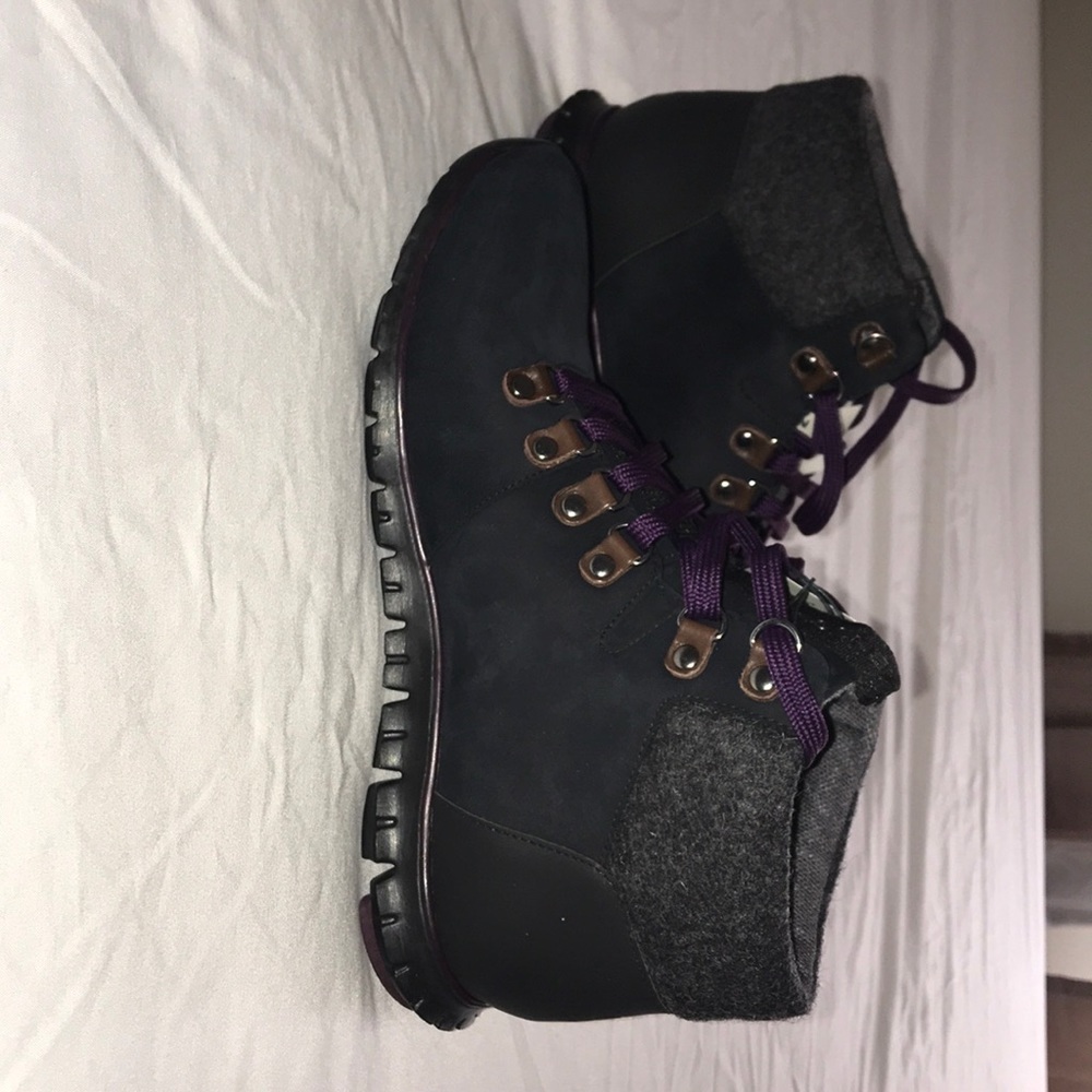 Cole Hann Grand OS Gravity boot/sneakers